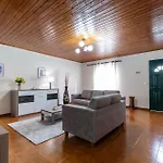 Casa Da Fonte Nova * Feteiras